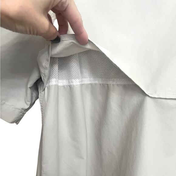 L.L. BEAN Fishing Shirt Vented Short Sleeve
Button Up Nylon Stone UPF 50 Men’s M - Picture 5 of 8